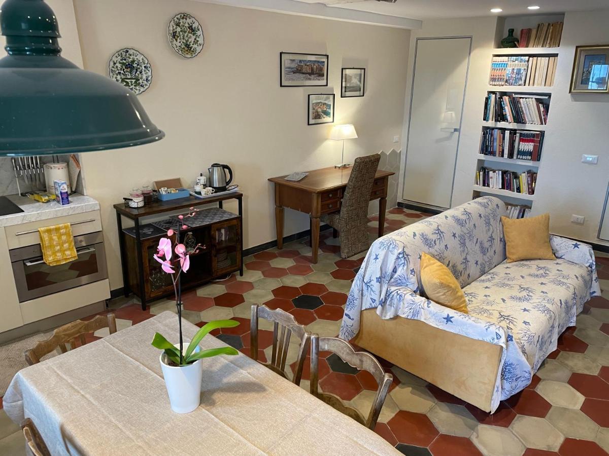 Baian Casa Vacanze Genua Exteriör bild